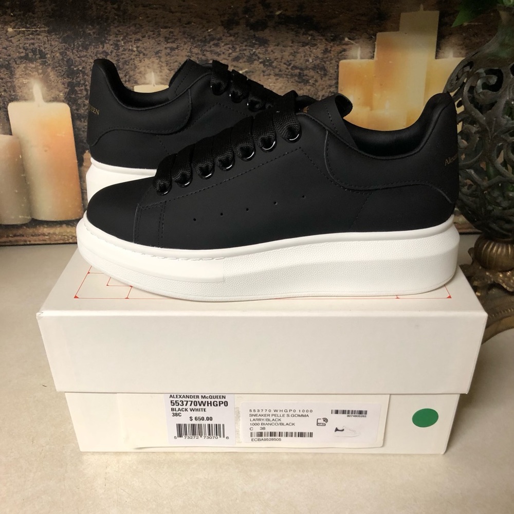 Alexander McQueen Larry Low-Top Platform Women Size 8 White Black